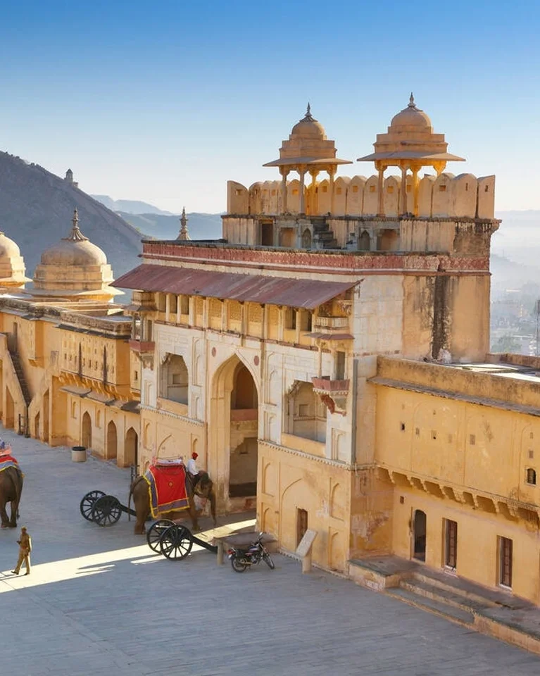 Golden-Triangle-Trip